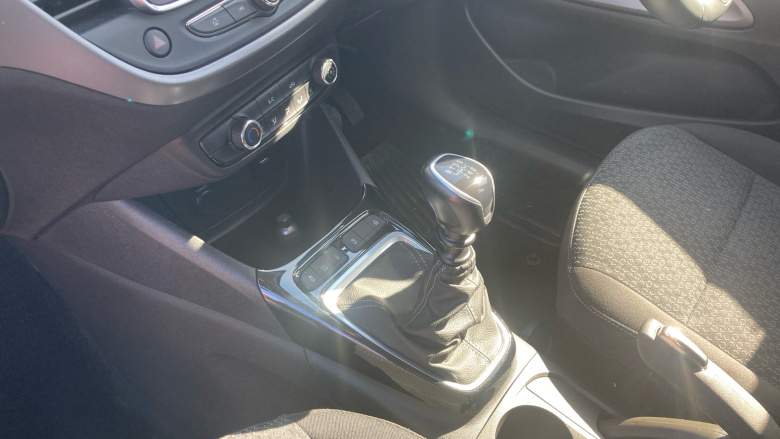 Vauxhall Crossland 1.2 Turbo Design 5dr Petrol Hatchback